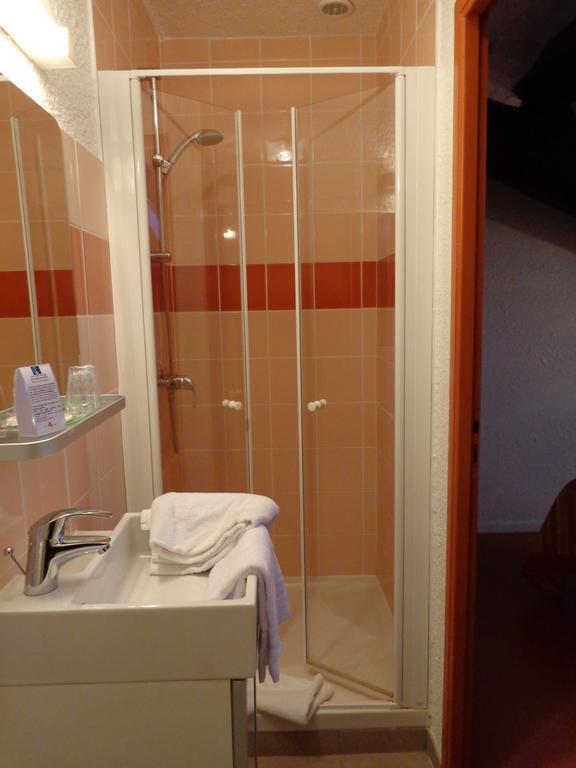 Cit'Hotel Du Tigre Verdun-sur-Meuse Exteriör bild