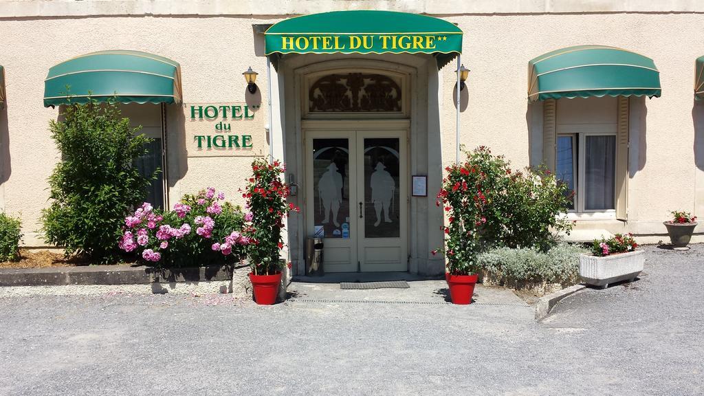 Cit'Hotel Du Tigre Verdun-sur-Meuse Exteriör bild
